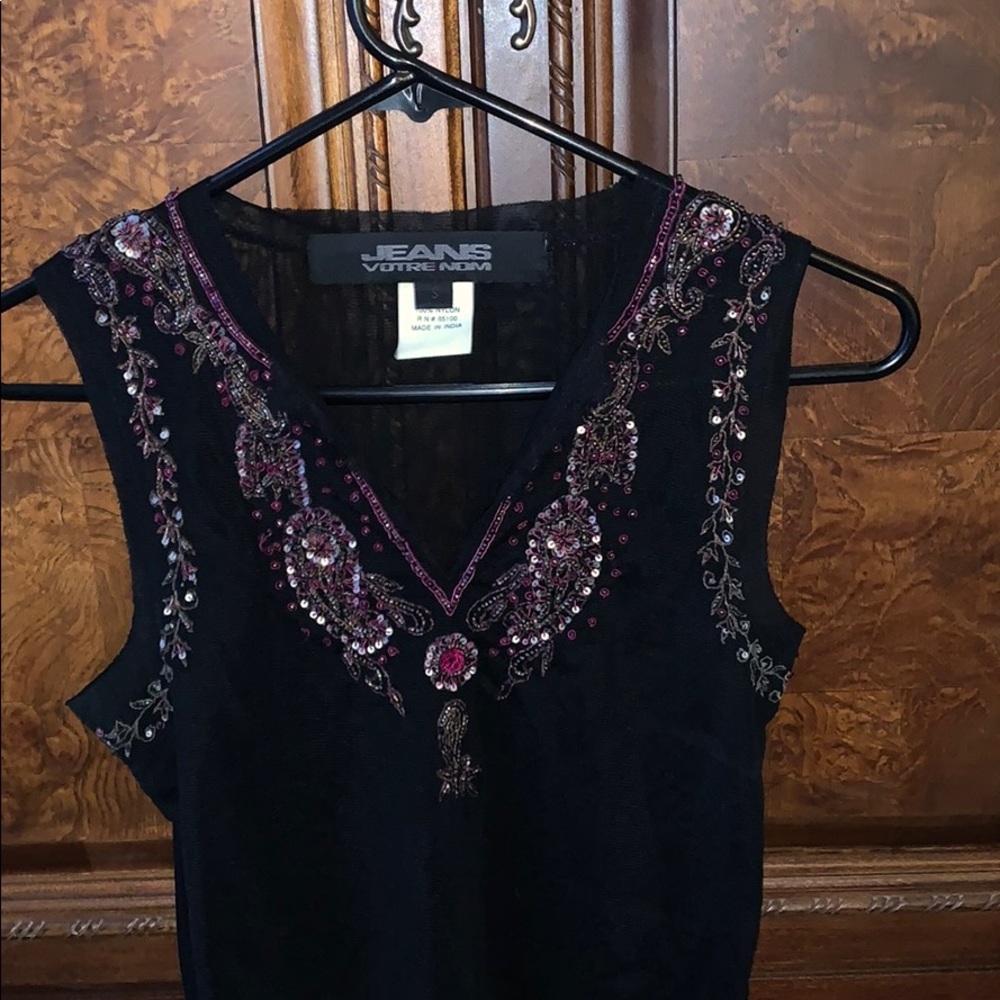 🤩gorgeous beaded tank